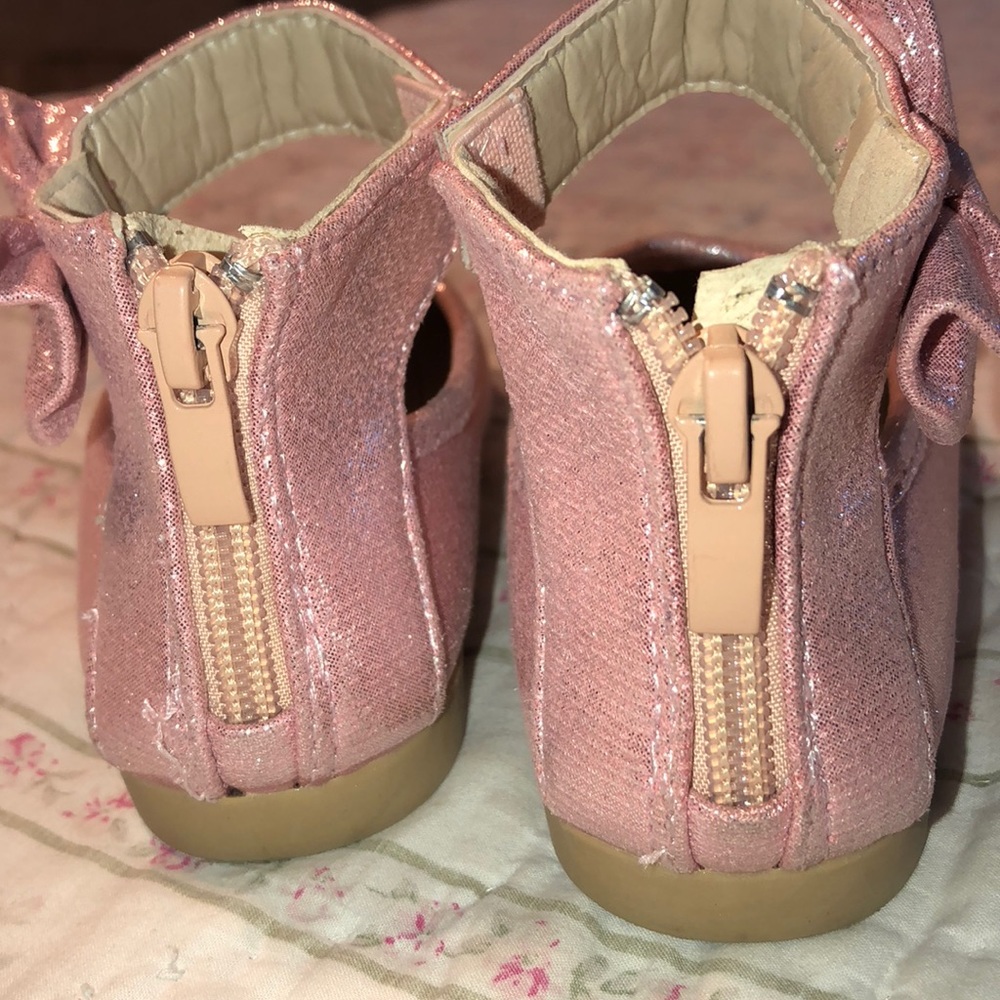 Belladia pink glitter shoes with bows like new - Picture 5 of 5
